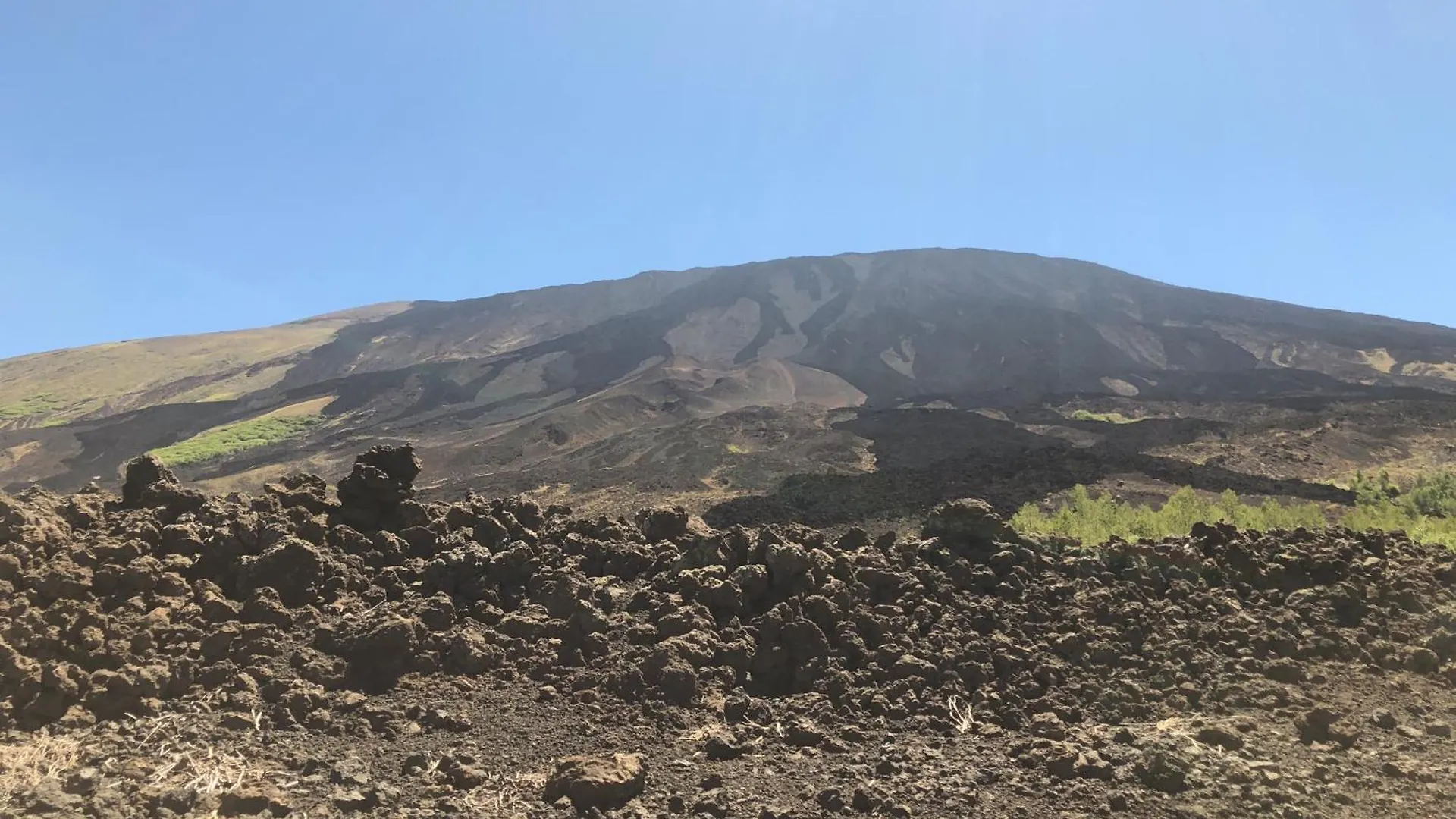 Etna Bungalow - Adriana Maletto Italy
