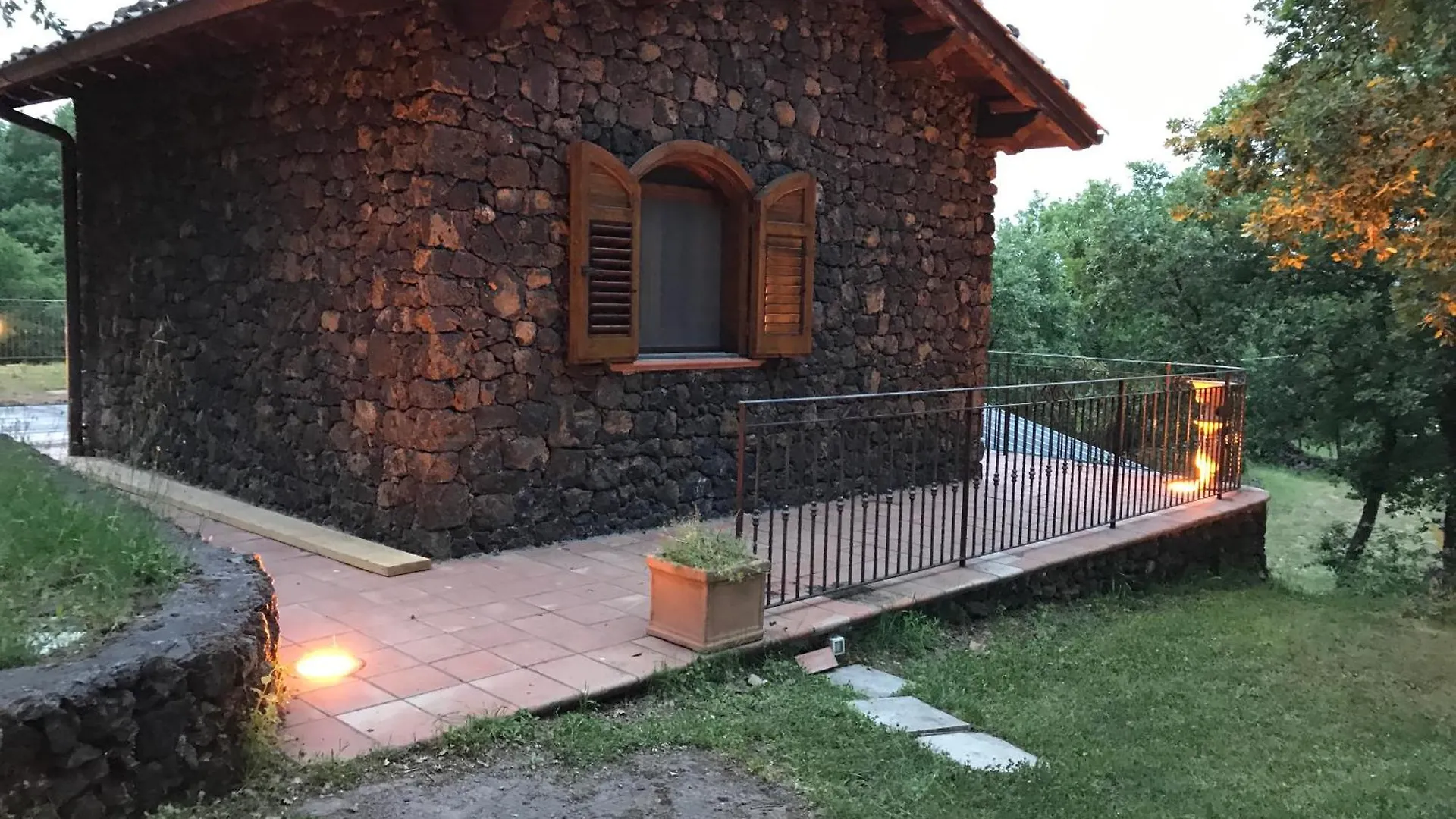 Etna Bungalow - Adriana Maletto Chalet